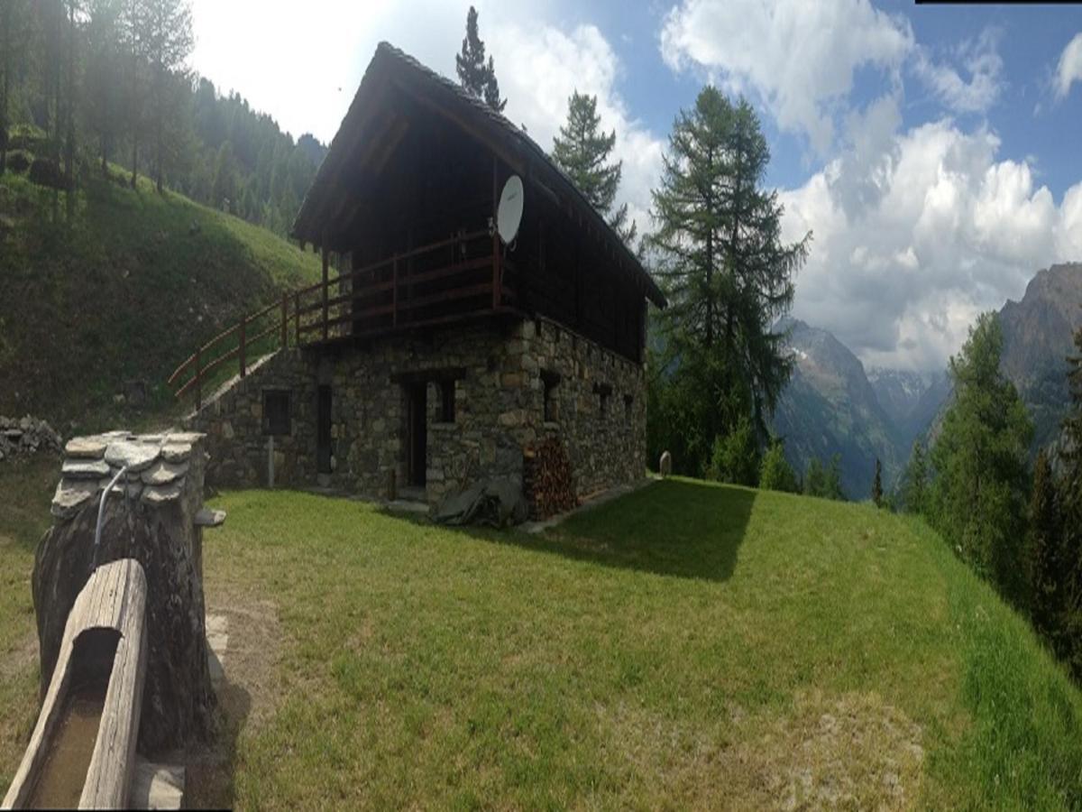 Baite Cialvrina Villa Gressoney-Saint-Jean Luaran gambar